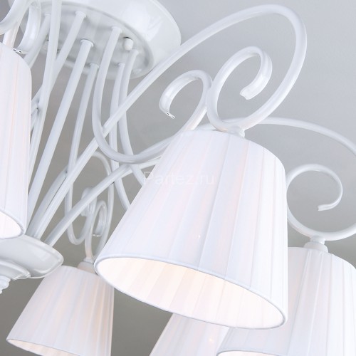 Потолочная люстра Bogate's 303/8 белый